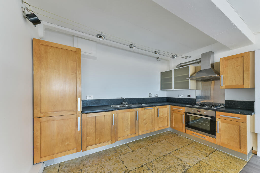 Apartment in London - View 2