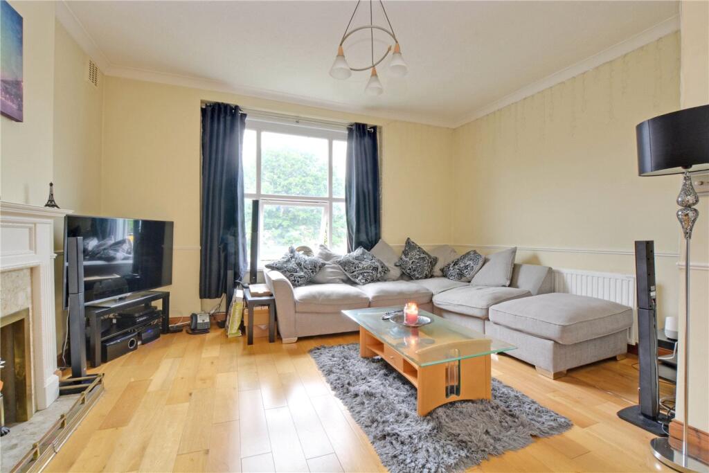 Apartment in London - View 5
