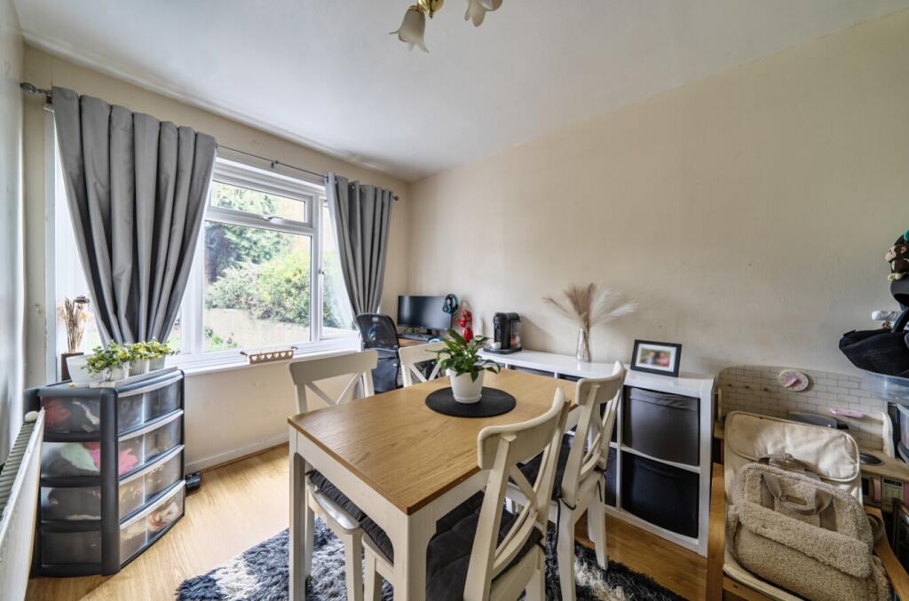 House in Nottingham, Bilborough - View 5