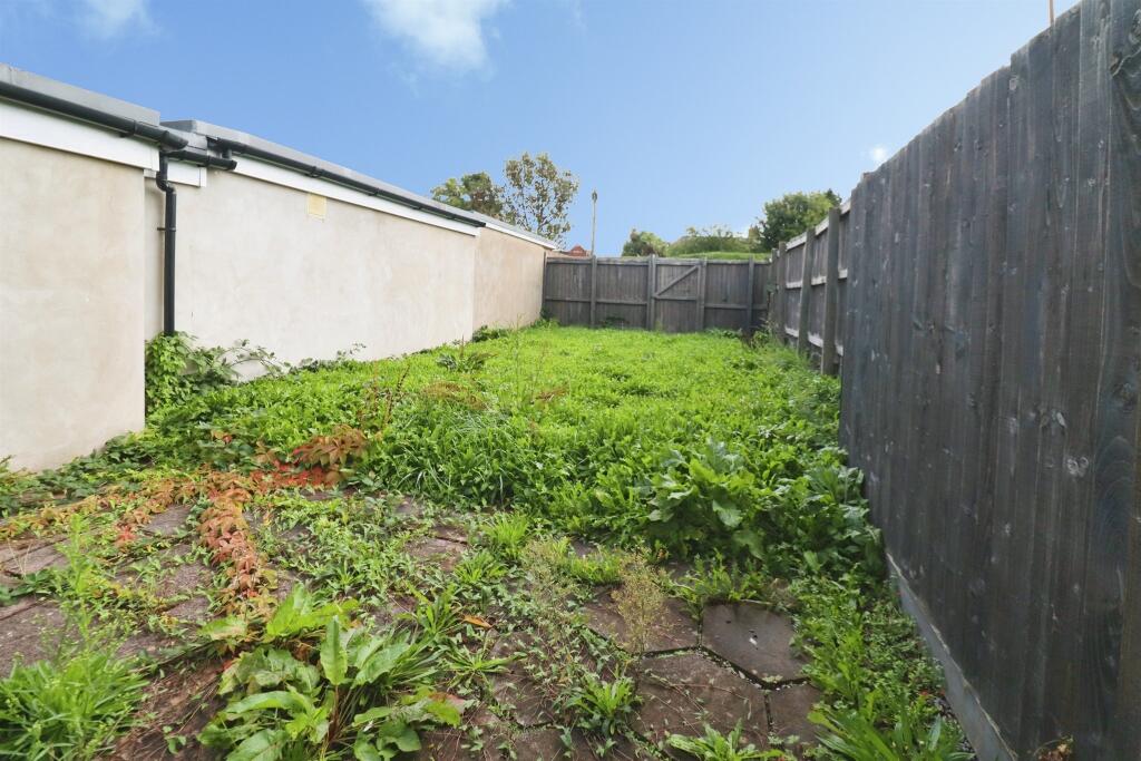 House in Cardiff, Caerau - View 2