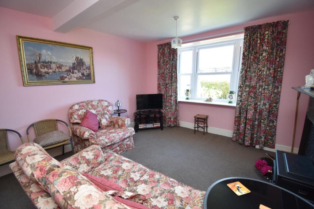 Glyn Terrace, Borth Y Gest photo 3