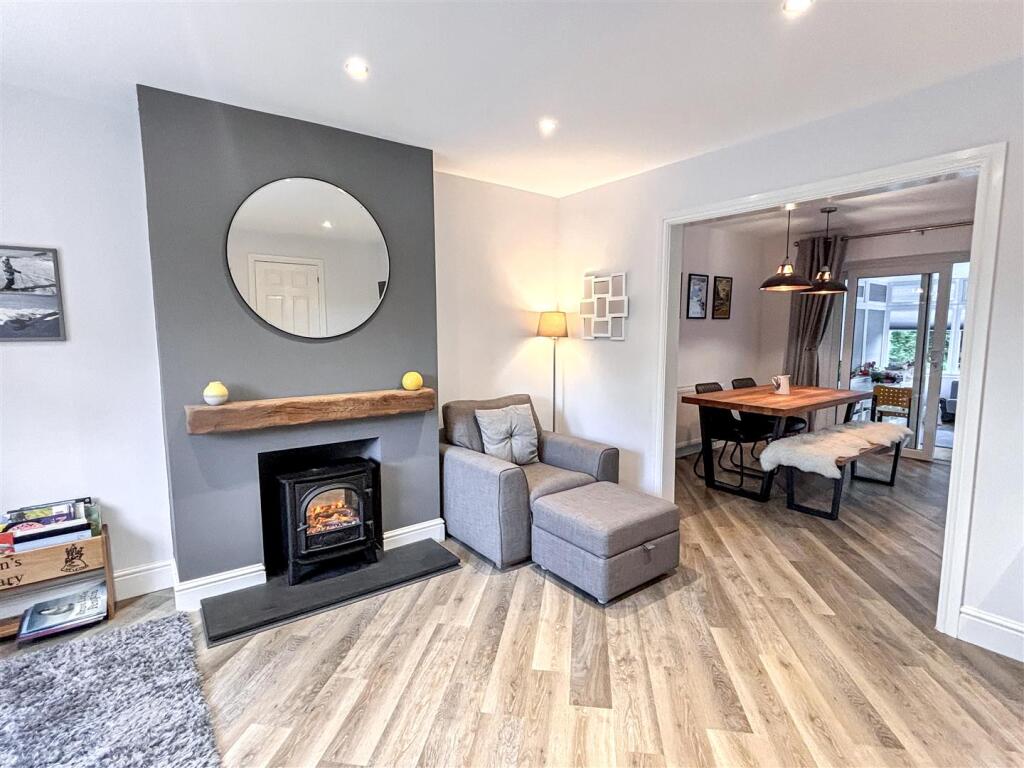 Cranwell Drive, Wellesbourne, Warwick photo 2
