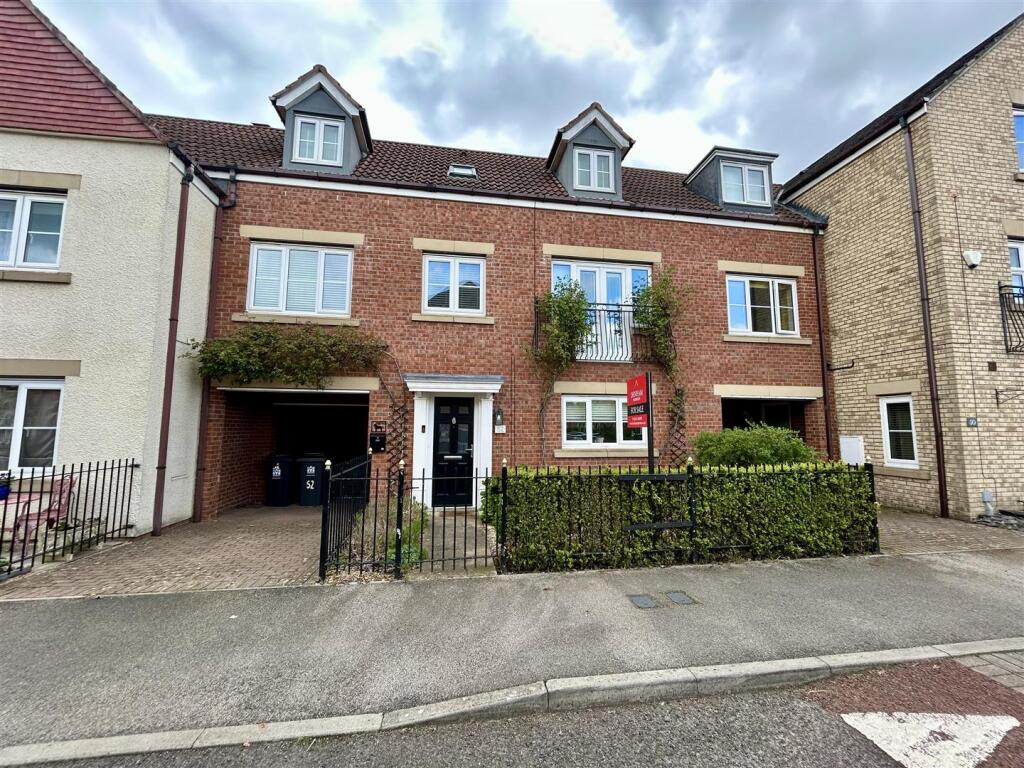 Main image of property: Collingsway, Darlington