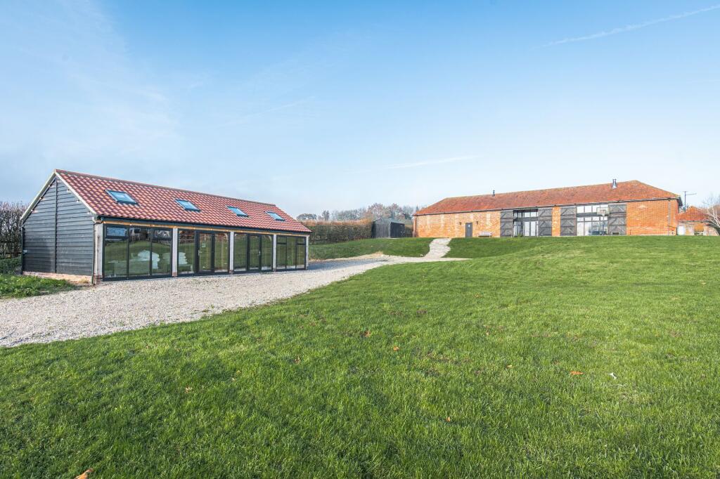 Main image of property: Whinburgh