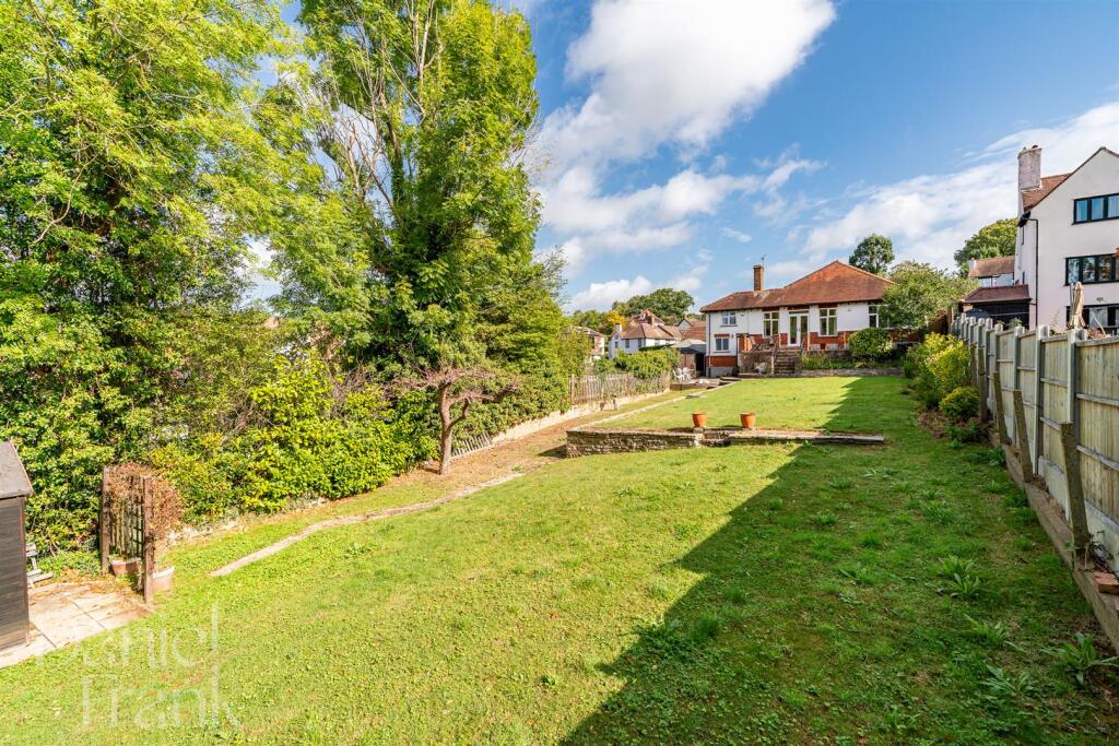 House in Epping Forest, Loughton - View 4