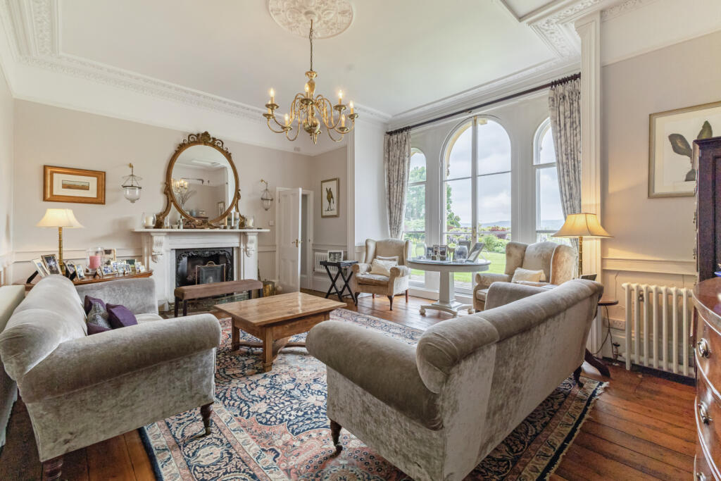 House in Bath - View 5