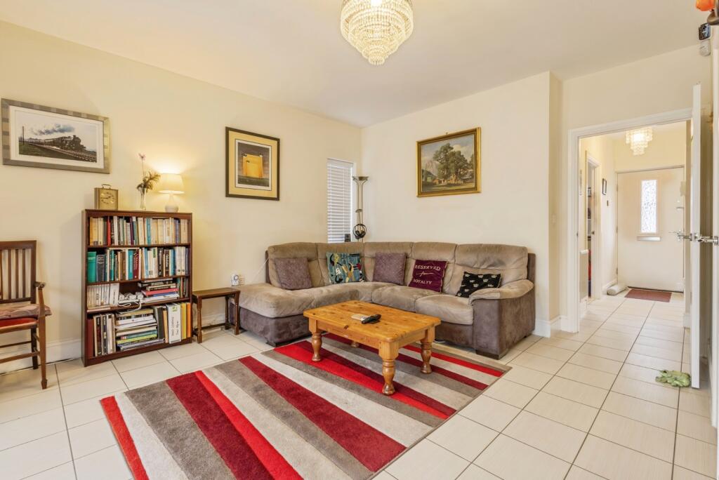 House in Weston-super-Mare, Haywood Village - View 6