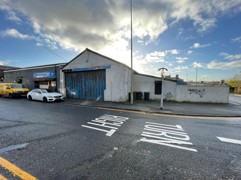 Additional image 3 of Comfy House, Weir Street, Blackburn, Lancashire, BB2 2AN