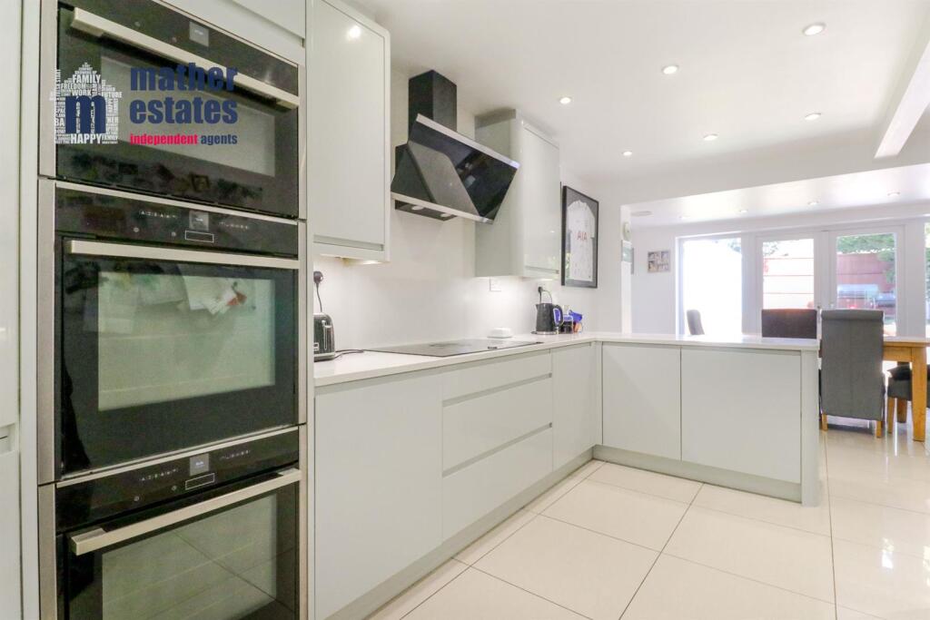 Additional image 16 of Lark Rise, Birds & Trees Area, Hatfield