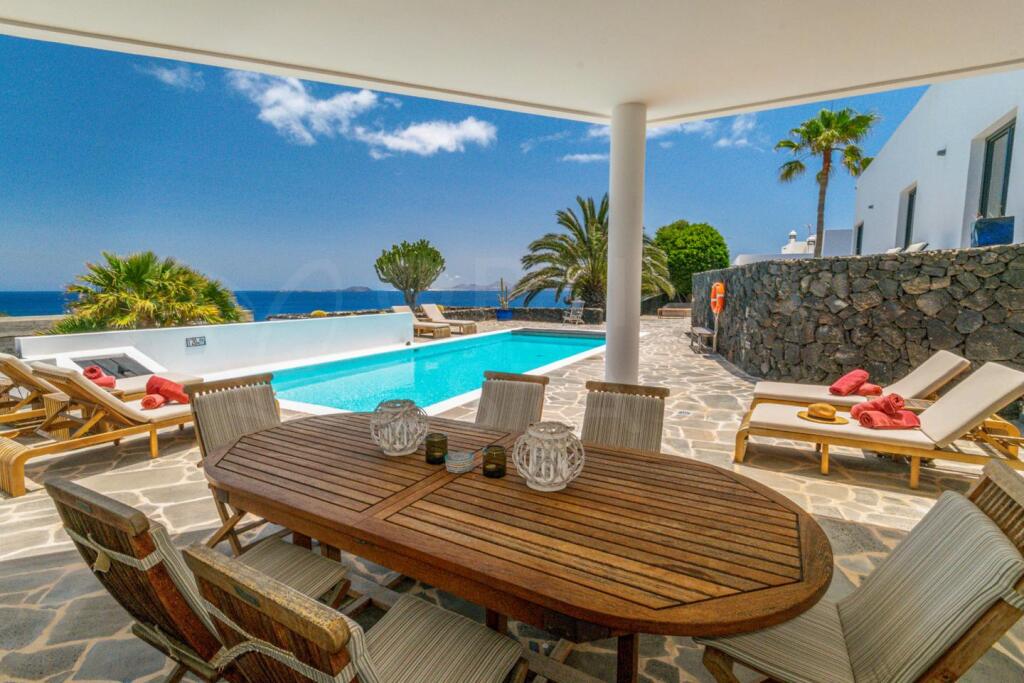 Main image of property: Canary Islands, Lanzarote, Playa Blanca