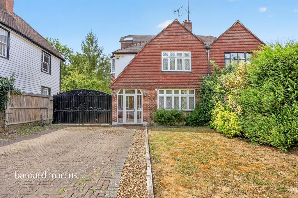 Main image of property: Upper Selsdon Road, South Croydon