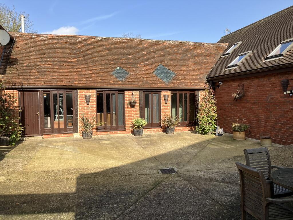 Main image of property: Units 4 & 5 Dunmore Court, Wootton Road, Abingdon-on-Thames, Oxfordshire OX13 6BH