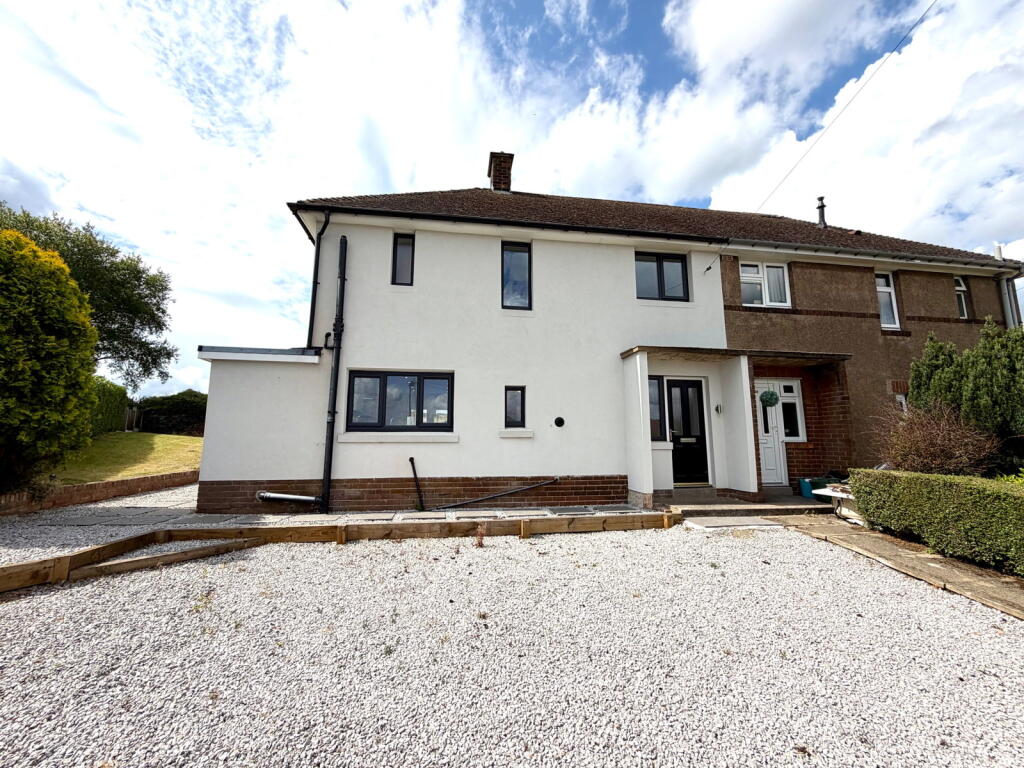 Westfield Avenue, Thurlstone, Sheffield, S36 9RL photo 4
