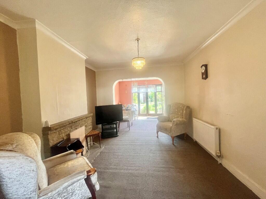 House in London - View 5