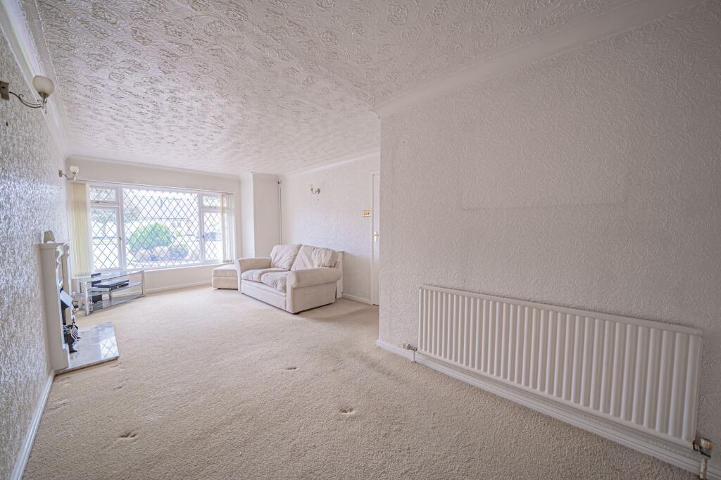 House in Solihull, Ulverley Green - View 3
