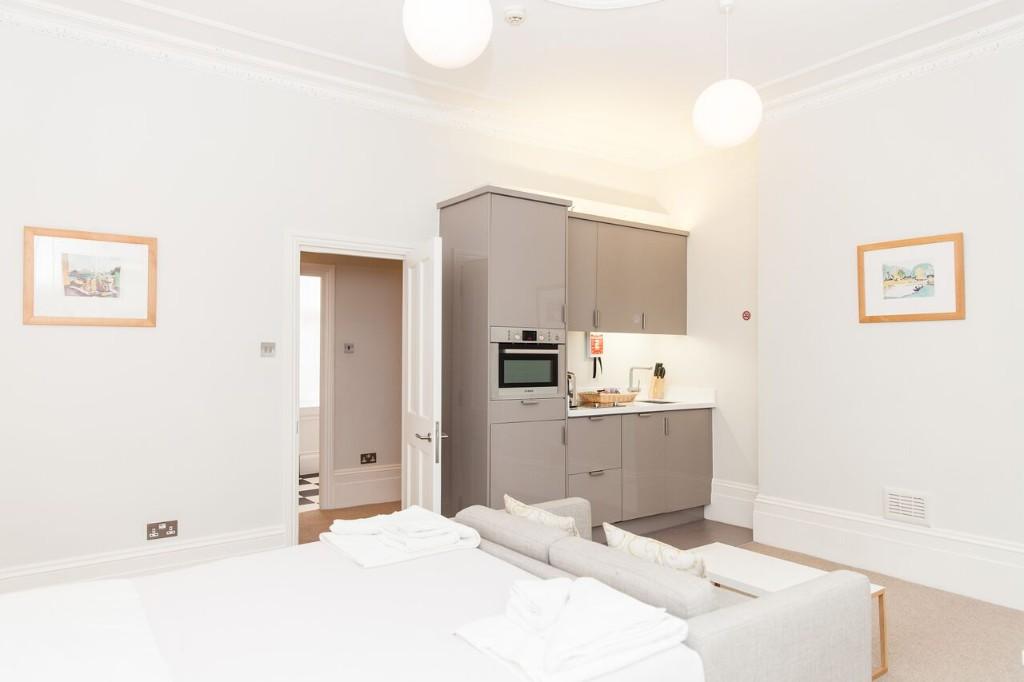 1 bedroom serviced apartment for rent