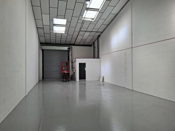 Photo 12
