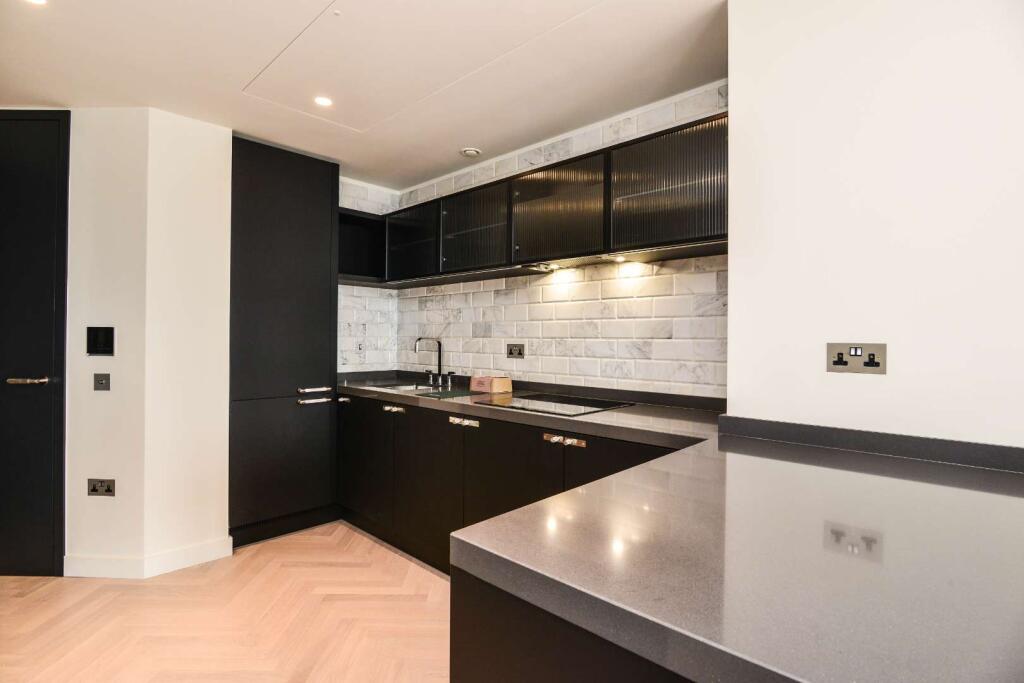 Apartment in London - View 5