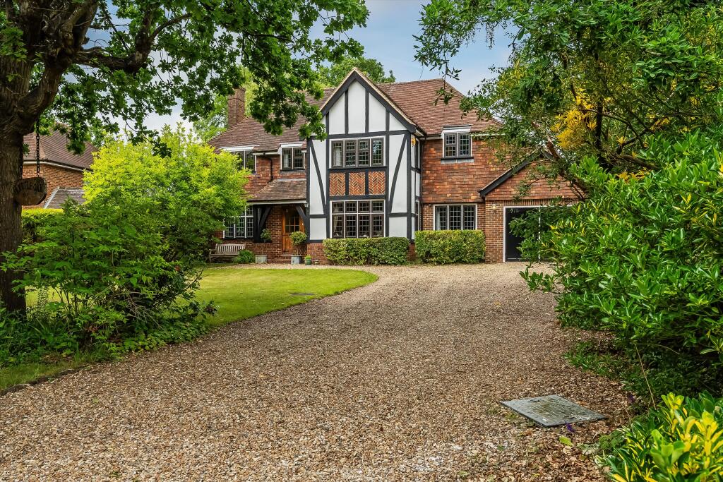 Main image of property: Ganghill, Guildford, Surrey GU1.