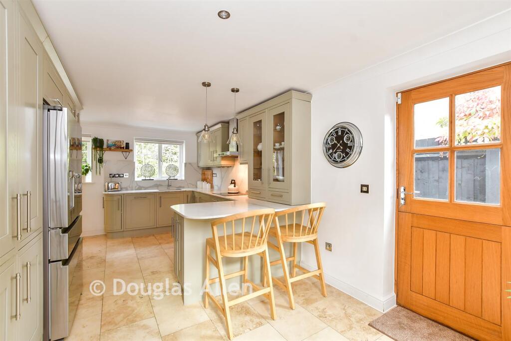 House in Epping Forest, North Weald - View 4