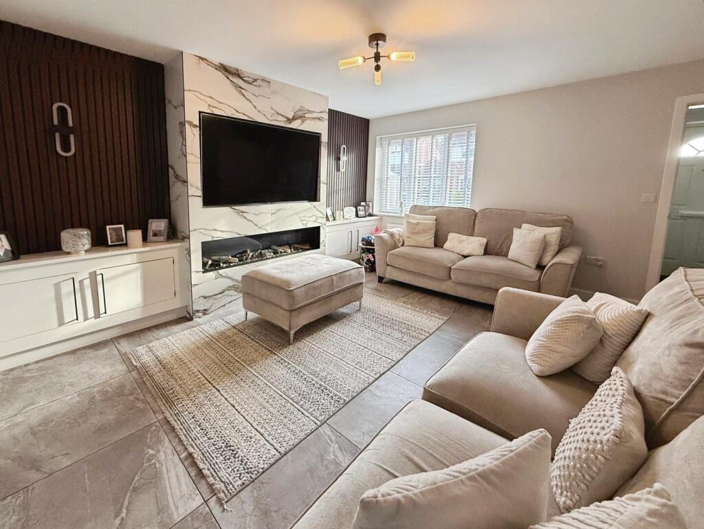 Livesley Road, Macclesfield photo 4