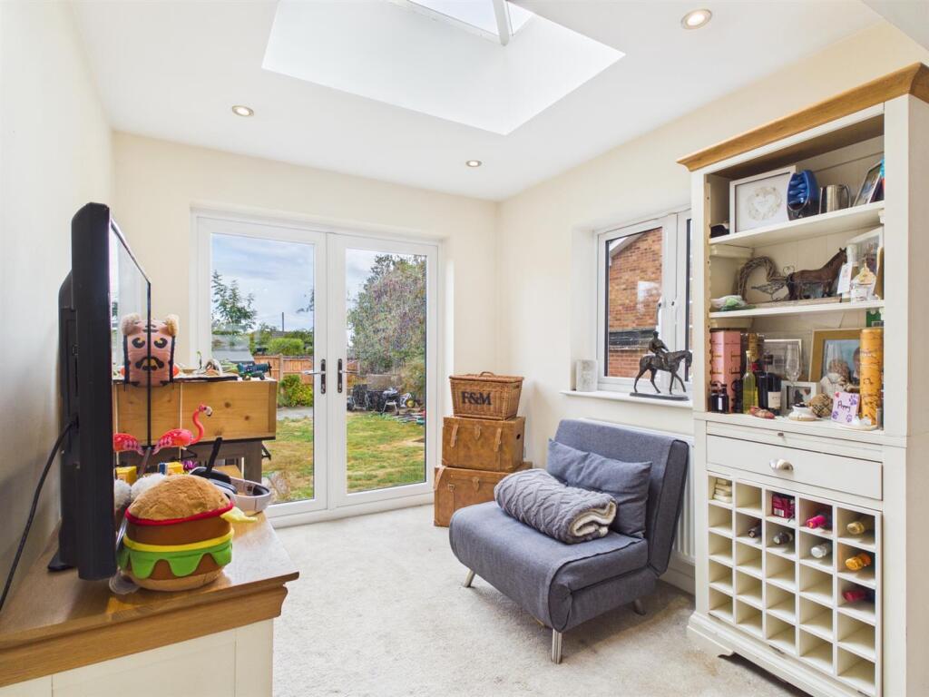 House in Dudley - View 3