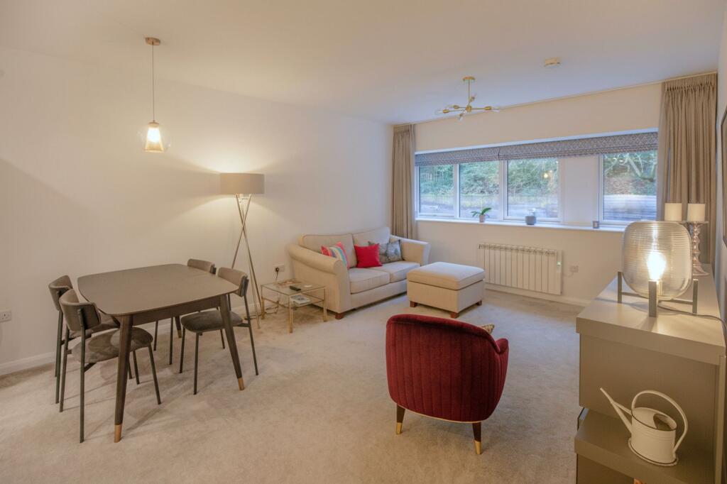 Sir Bernard Lovell Road, Malmesbury, SN16 photo 2