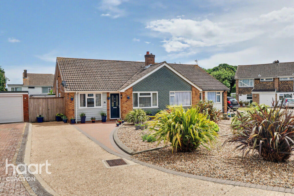Main image of property: Cedar Close, Walton On The Naze