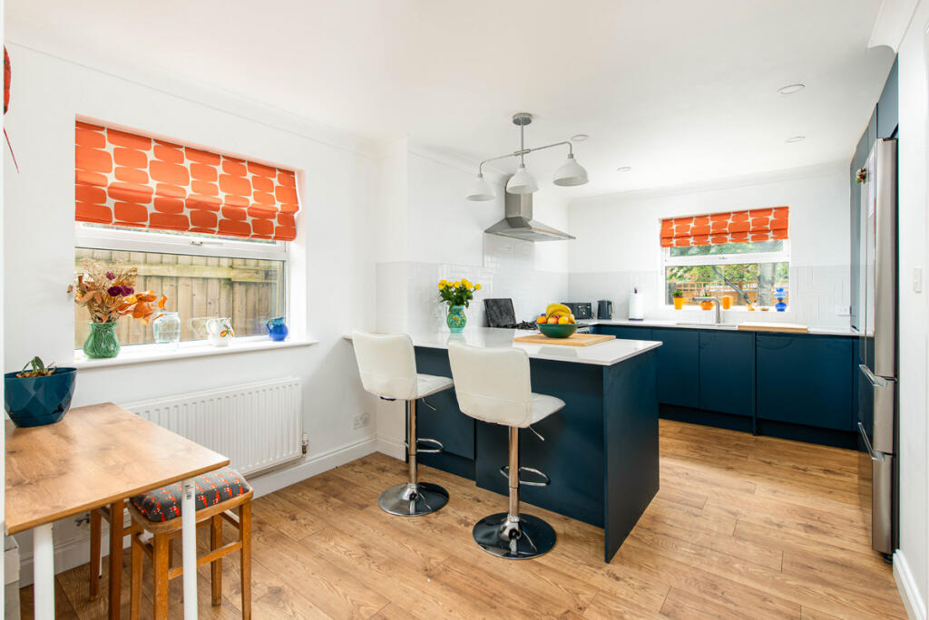 House in Peasedown St. John, Bath and North East Somerset - View 4