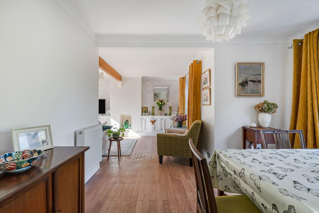House in Mole Valley, Surrey - More