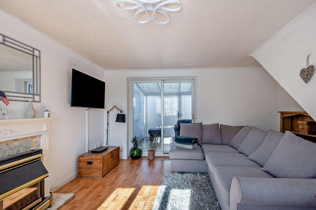 House in Ipswich - View 2
