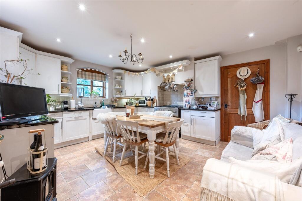 Yew Tree Farm, Brookhouse Road, Blackwell, Worcestershire, B60 - View 4