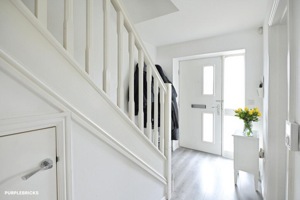 House in Romford - View 3
