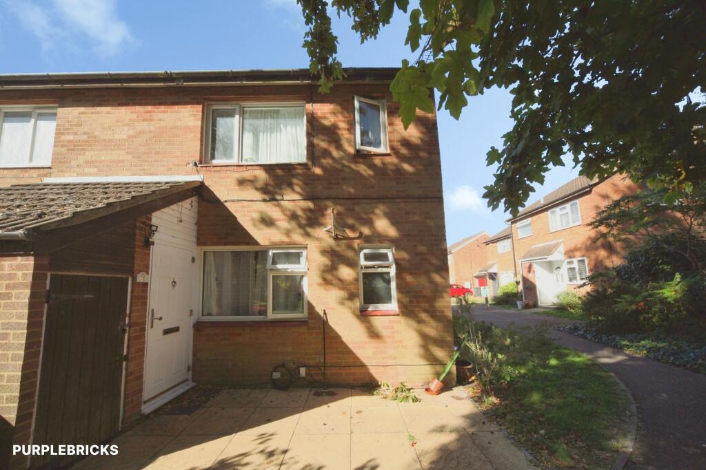 Apartment in Luton - View 3