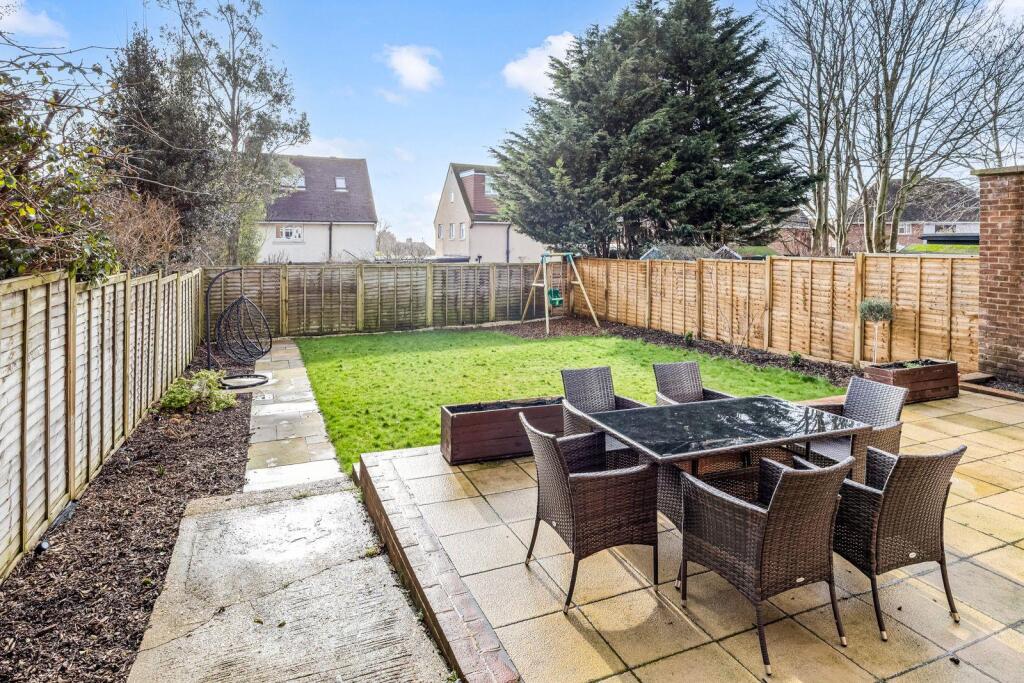 Steyning Avenue, Hove photo 4