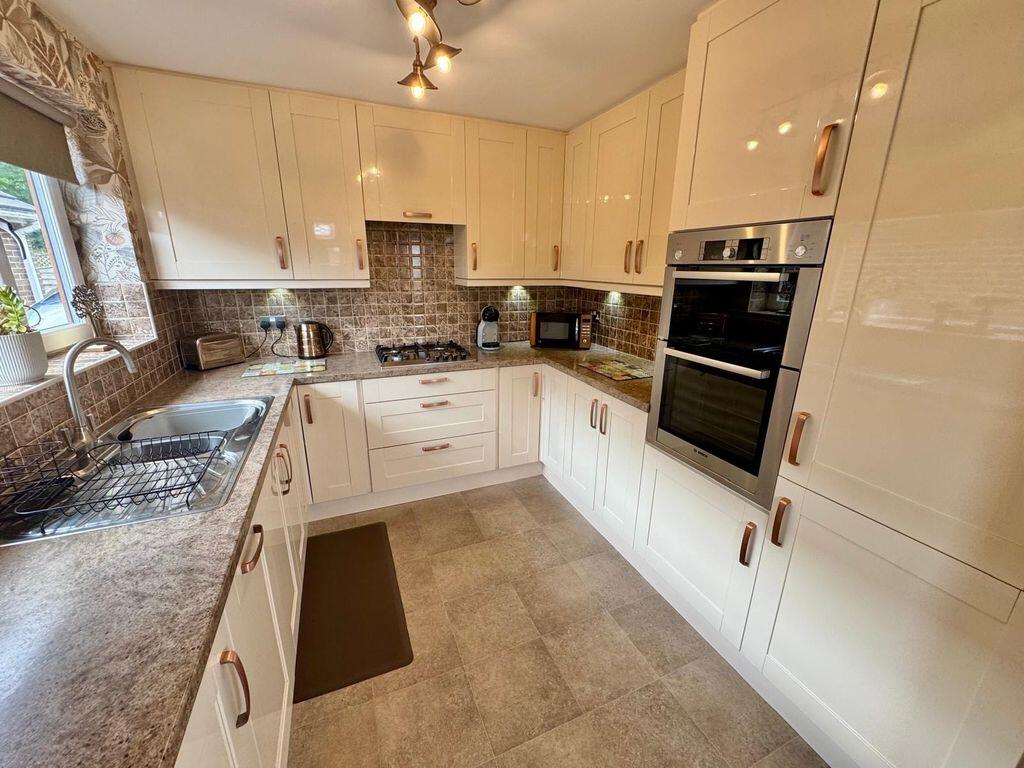 Woodman Avenue, Elland - More
