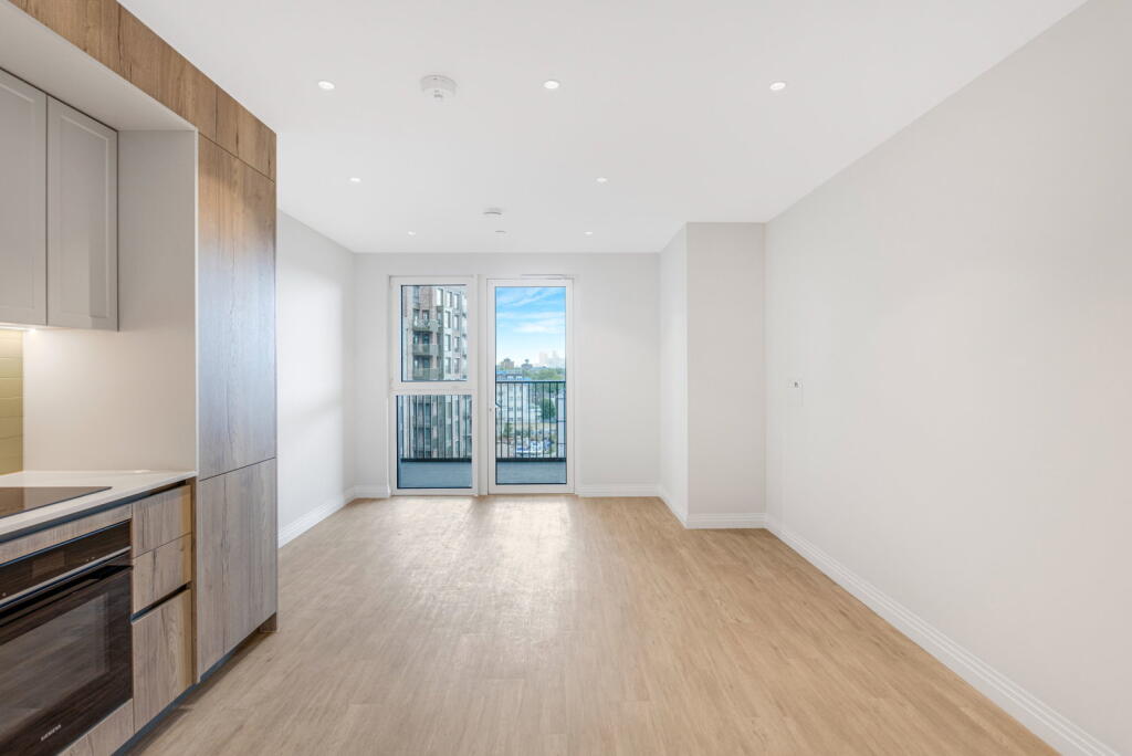 Apartment in London - View 3