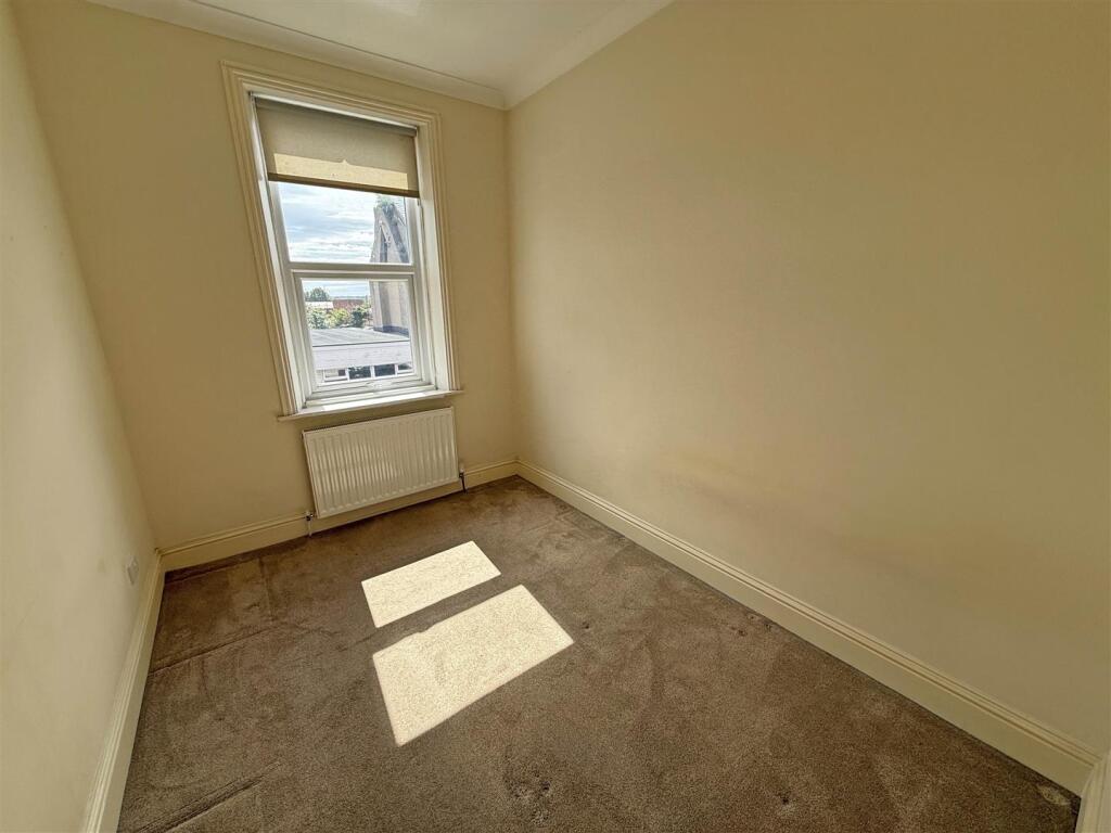 Apartment in North Tyneside, North East - More