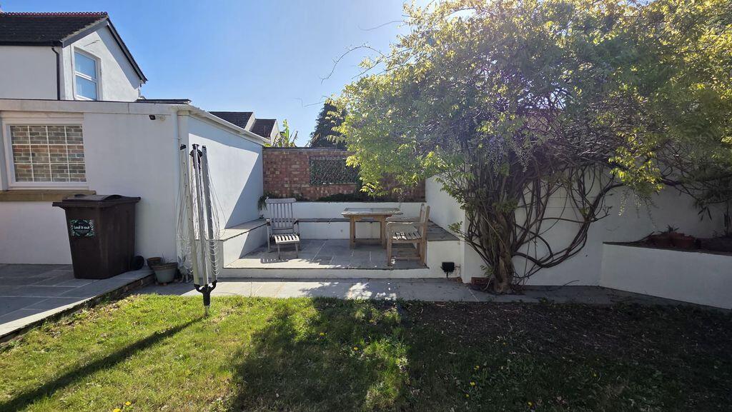 House in Portsmouth - View 5