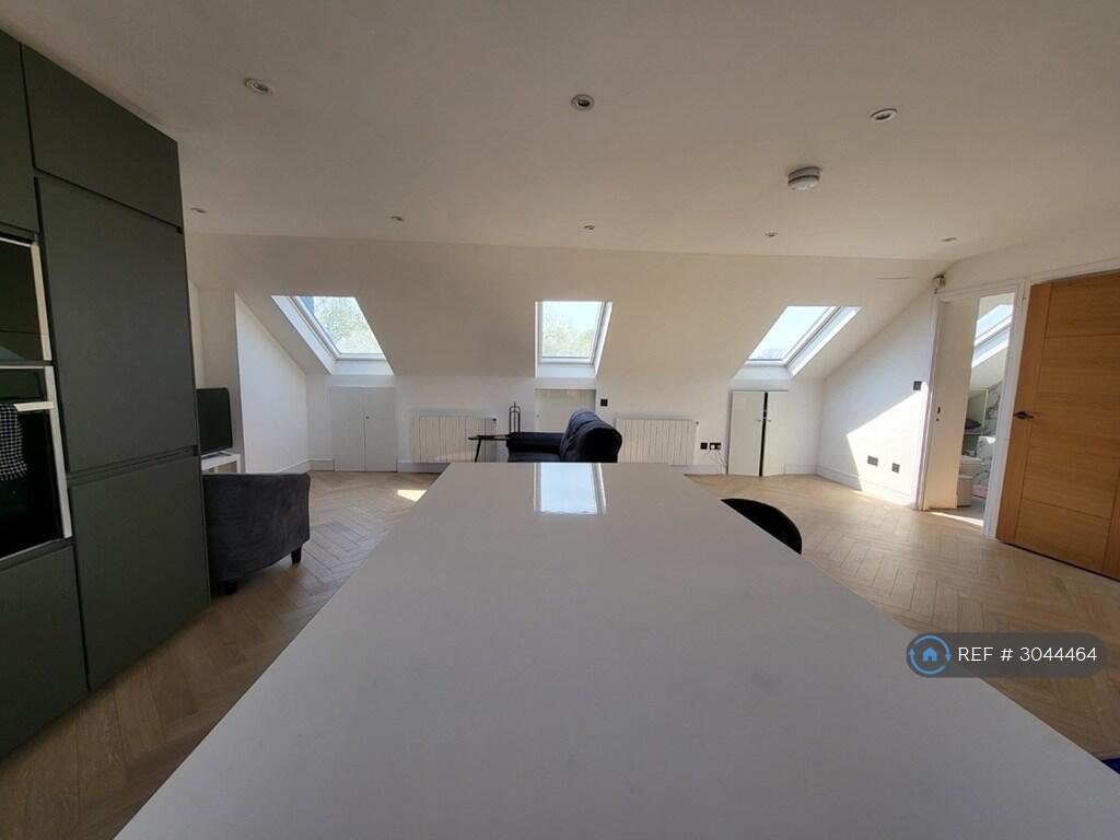 Apartment in London, New Cross - More