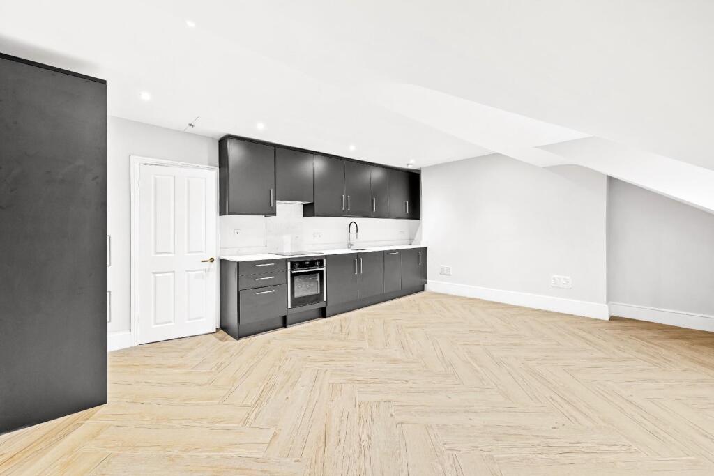Apartment in Brighton - More