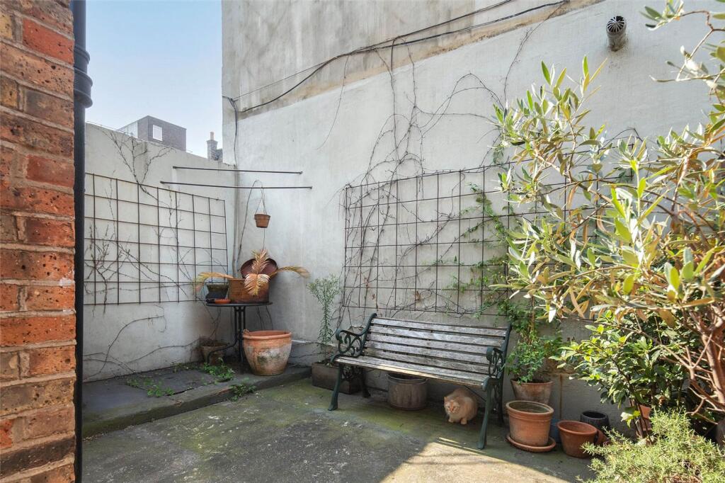 Apartment in London, Globe Town, Stepney - View 3