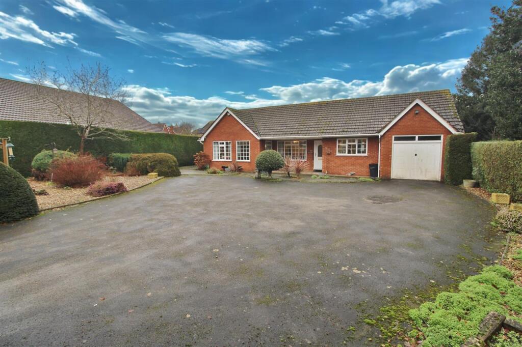 Main image of property: Manthorpe Road, Grantham