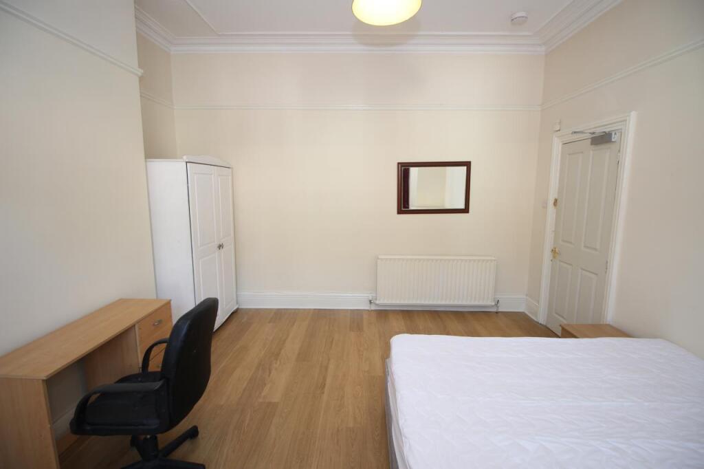 House in Newcastle upon Tyne - View 5