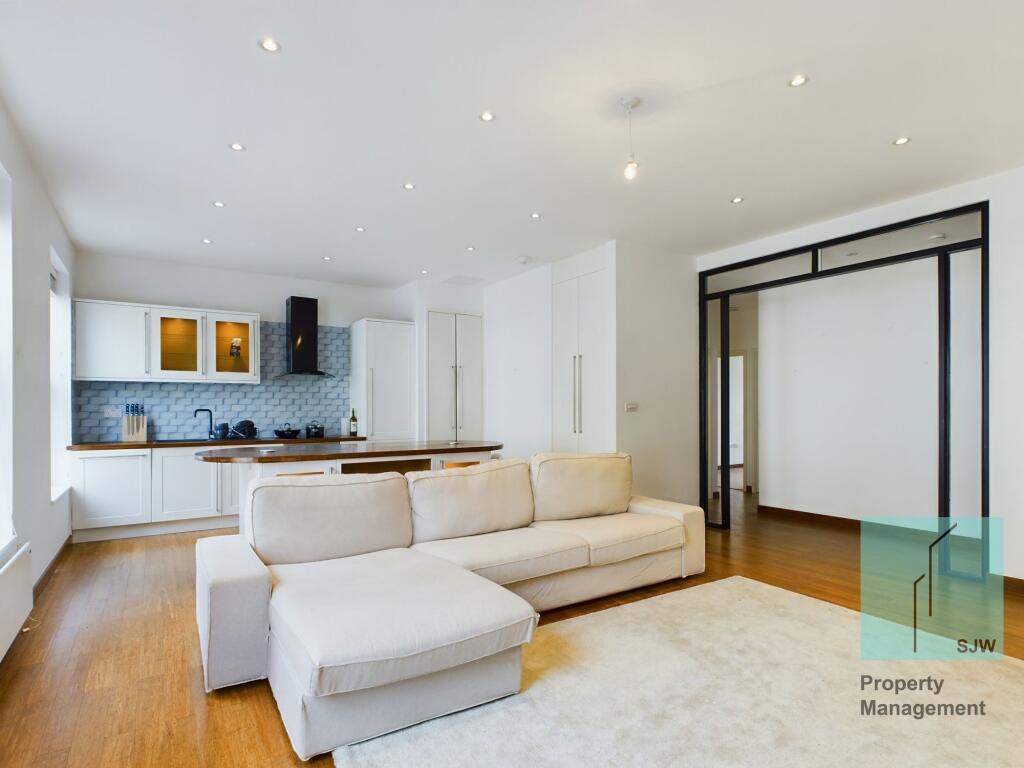 2 bedroom flat for rent