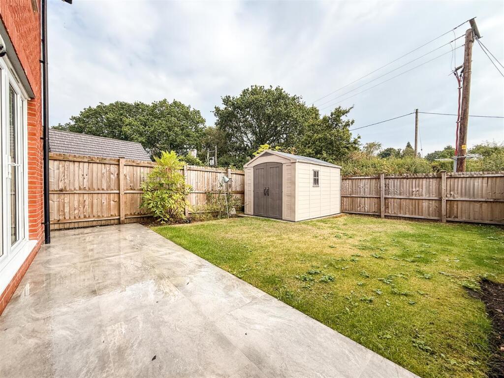House in Crewe - View 4