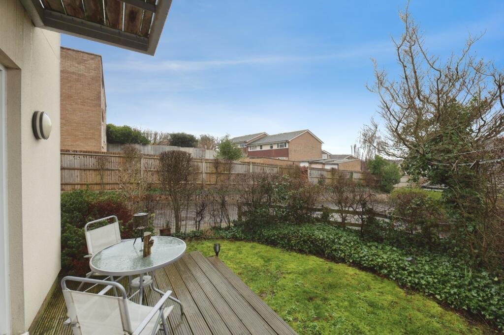 Main image of property: Green Lane, Chessington, KT9