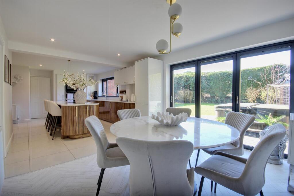 House in Kirk Ella, West Hill - View 4