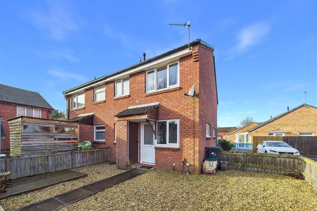 Main image of property: Close to amenities in Clevedon