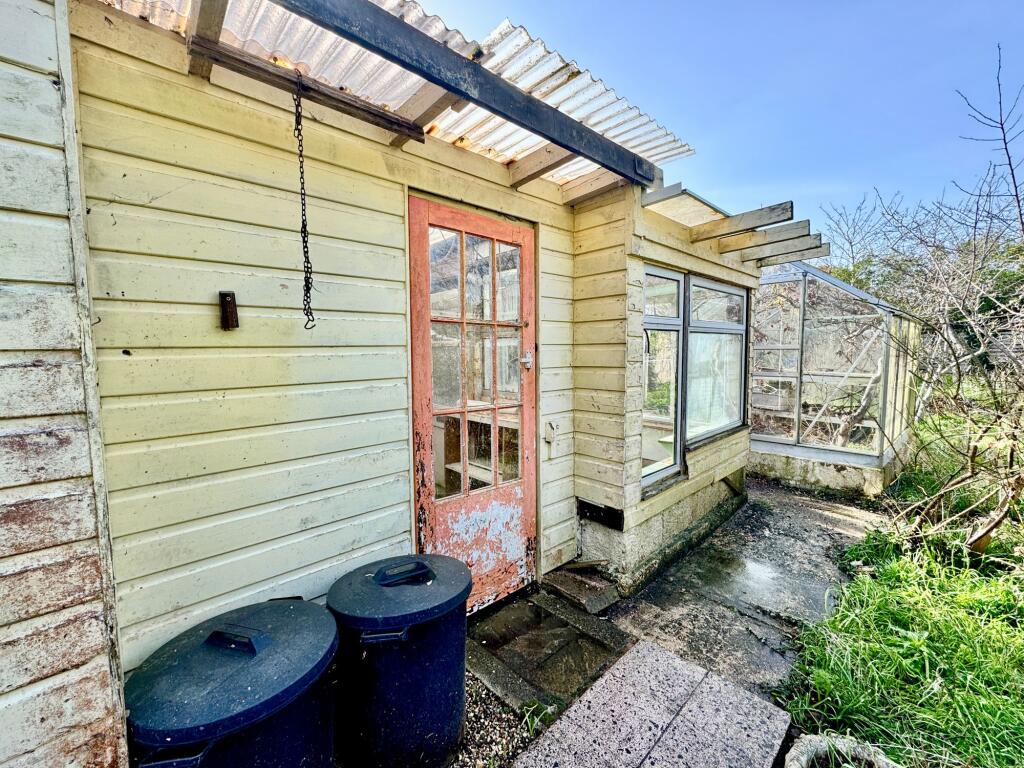 Hampton Lane, Blackfield, SO45 photo 5